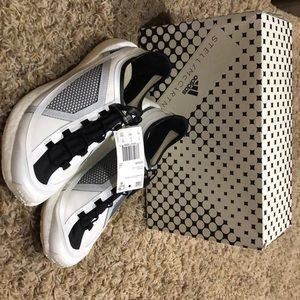 Stella McCartney Pulse Boost Sneakers